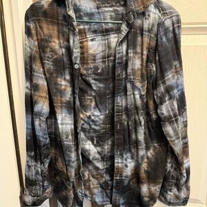 Plaid Button-Up Shirt in Black and Brown